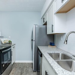 kitchen at Polaris at Camp Creek located in College Park, GA