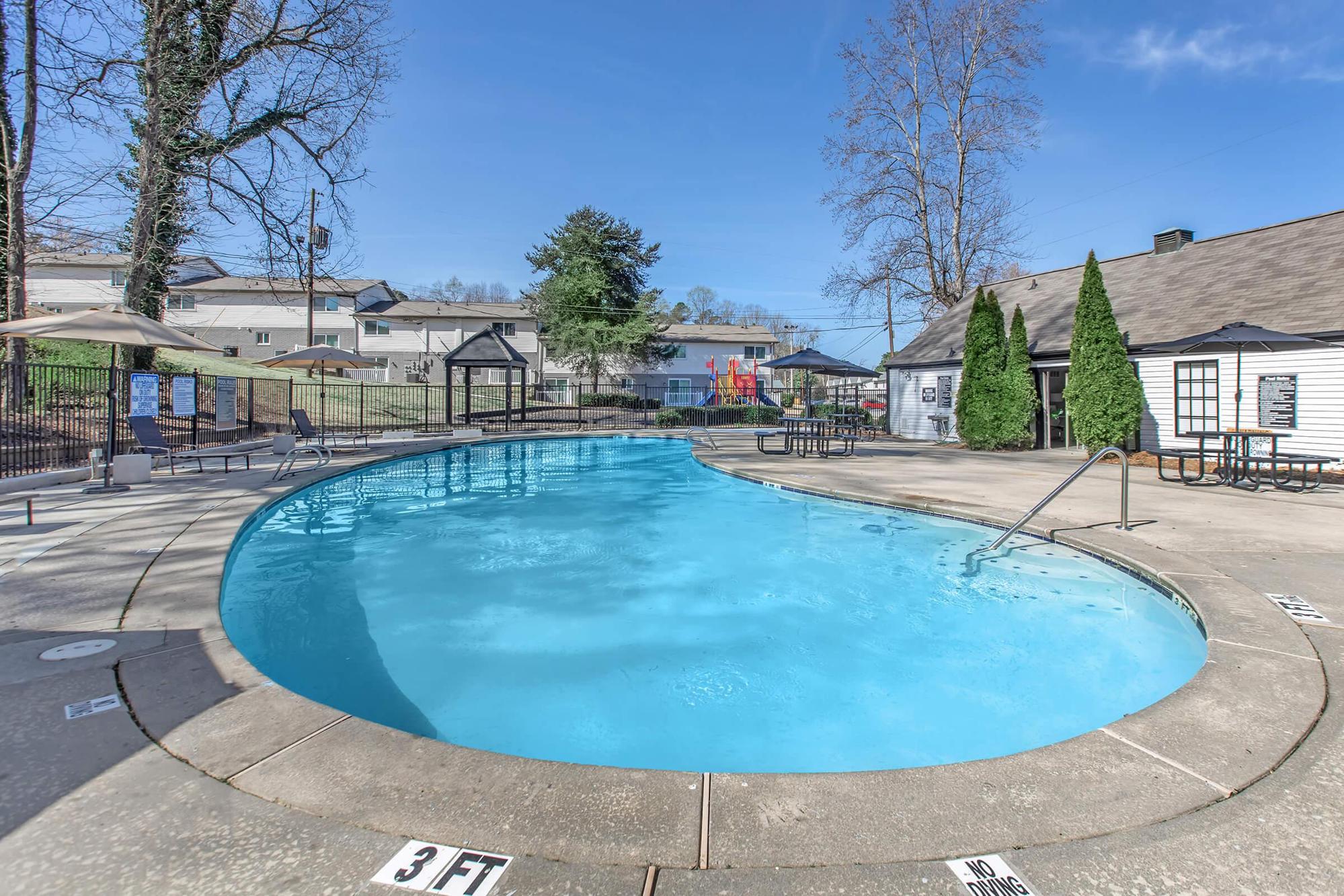 pool at Polaris at Camp Creek located in College Park, GA